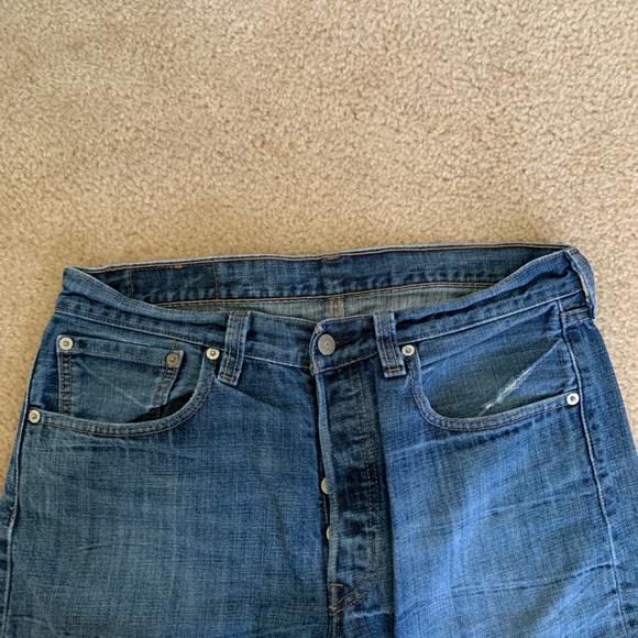 Vintage Levi Jeans - Picture 2 of 4
